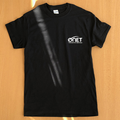 Personnalisation d'un tee-shirt en serigraphie